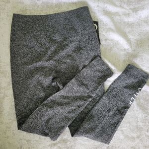 High-Waist Gray Seamless Leggings - Women